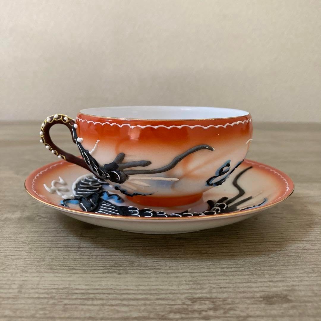 希少品　ビンテージ　上絵付　二重デコ盛龍　カップソーサー　デッドストック　珍品 ビンテージ 上絵付 二重デコ盛龍 カップソーサー 希少品 ビンテージ 上